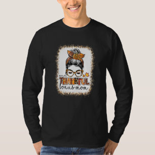 Camiseta Um Bônus Agradável Mamãe Mensy Bun Thanksgi