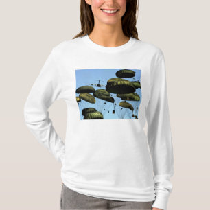 Camiseta Um C-17 Globemaster III da força aérea de E.U.