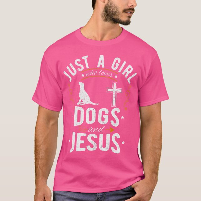 Camiseta Um Cachorro Que Ama Cachorros E Jesus (Frente)