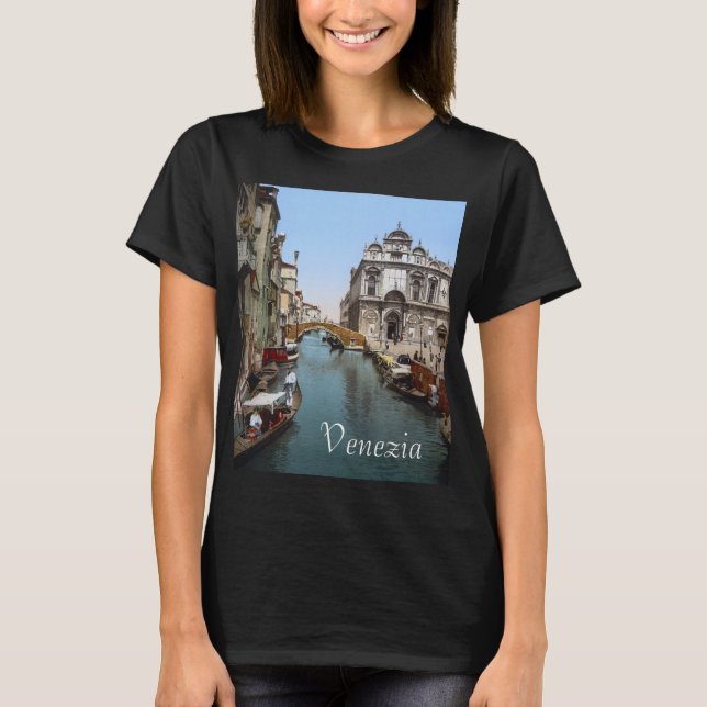Camiseta Um canal ocupado em Veneza (1900) (Frente)