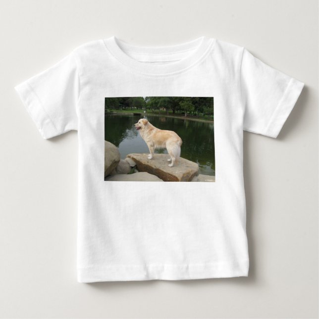 Camiseta Um Cão Em Um Lago (Frente)
