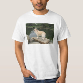 Camiseta Um Cão Em Um Lago