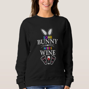 Camiseta Um coelhinho precisa de vinho, cocaína, felicidade