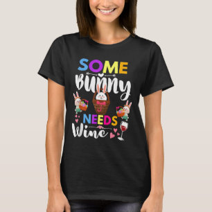 Camiseta Um coelhinho precisa de vinho, cocaína, felicidade