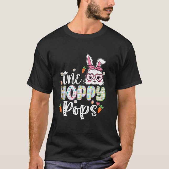 Camiseta Um Coelho Alegre Pops Groovy Bunny Pops Páscoa Fel (Frente)