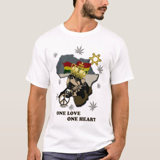 CAMISETA UM CORAÇÃO DO AMOR UM