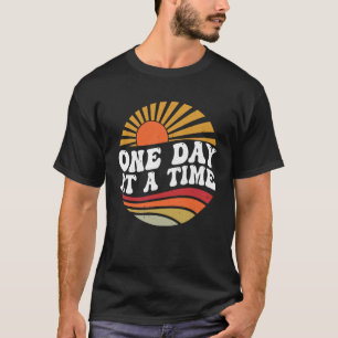 Camiseta Um Dia de Cada Vez Retro Vintage