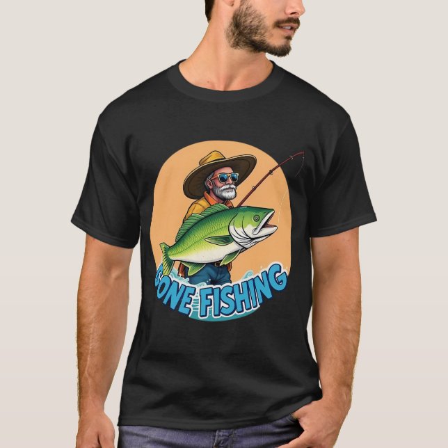 Camiseta Um Dia Sem Cana de Pesca É Como Brincando - C (Frente)