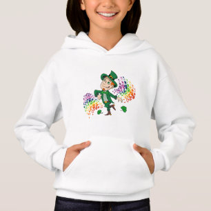 Camiseta Um duende dançante bonito e feliz, um arco-íris