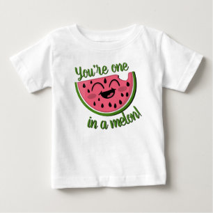 Camiseta Um em um melão de melancia verde rosa
