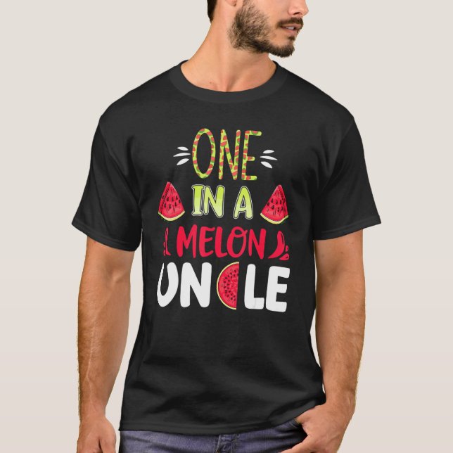 Camiseta Um Em Um Melon Tio Bday Match Group Summer (Frente)