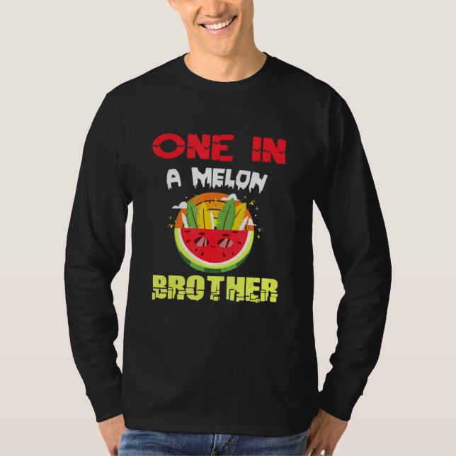 Camiseta Um Em Uma Família Melon Brother Watermelon (Frente)
