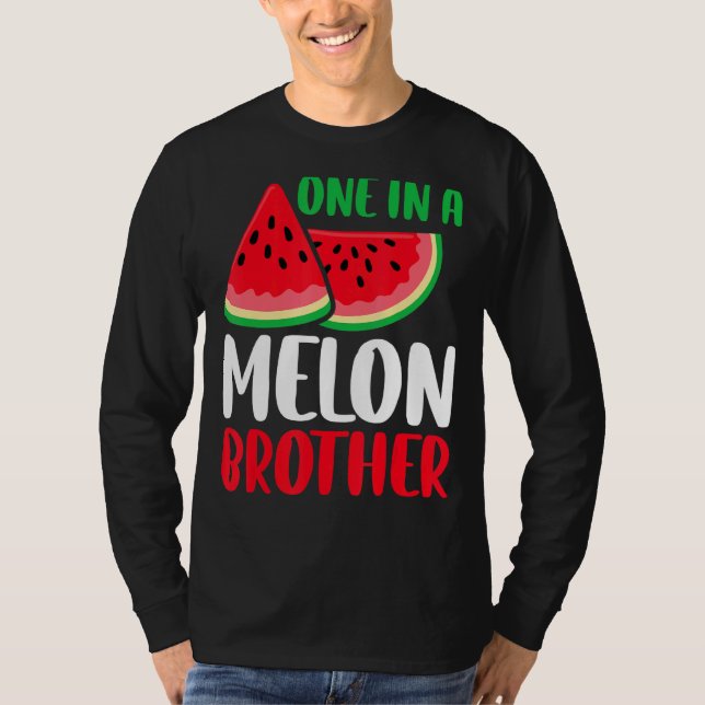 Camiseta Um Em Uma Família Melon Brother Watermelon (Frente)