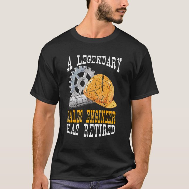 Camiseta Um Engenheiro De Vendas Legendário Retirou A Refor (Frente)