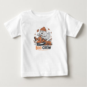 Camiseta Um fantasma lúdico andando de patinete