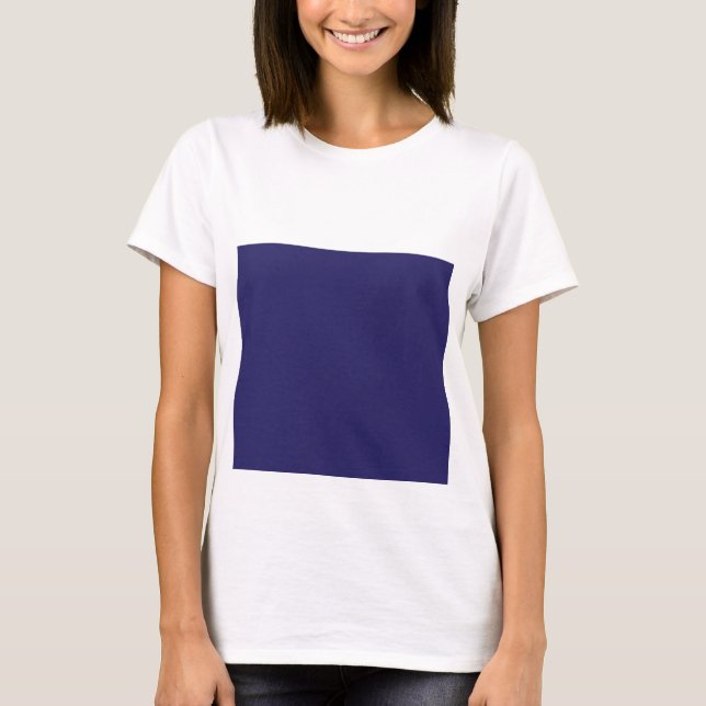 Camiseta um fundo azul com um relógio (Frente)