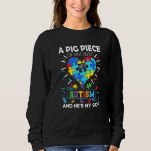 Camiseta Um grande pedaço do meu coração tem autismo e é me