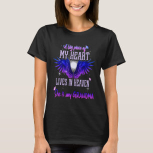 Camiseta Um Grande Pedaço Do Meu Coração Vive No Céu Ela É 