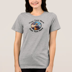 Camiseta Um lindo Pelicano marrom com texto personalizado