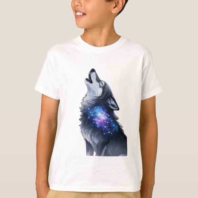 Camiseta Um lobo uivando numa galáxia estrelada (Frente)