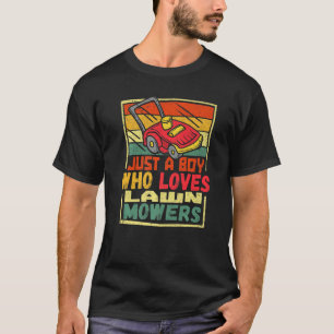 Camiseta Um Menino Que Ama Cortadores de Grama Retro Cortar
