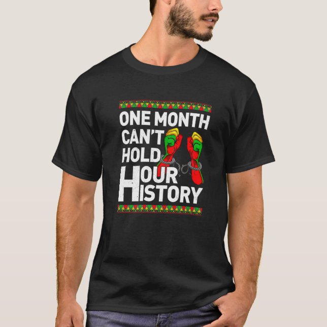 Camiseta Um mês não pode manter nossa história Roupa africa (Frente)