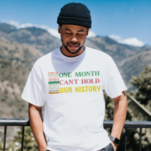Camiseta Um mês não pode segurar nossa história, orgulho ne