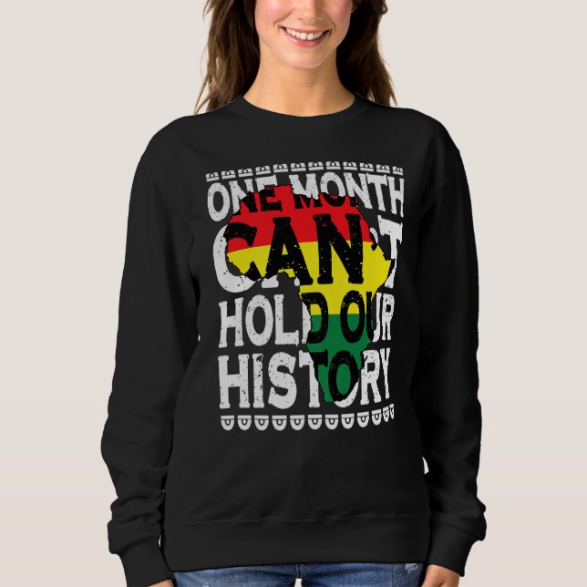 Camiseta Um Mês Pode Manter Nossa História Negra (Frente)