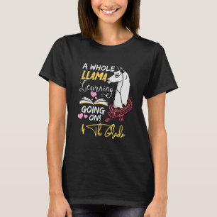Camiseta Um monte de aprendizado de lhama acontecendo na 4ª