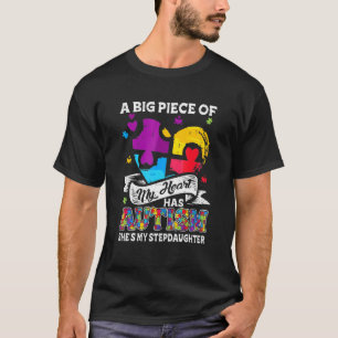 Camiseta Um Pedaço Do Meu Coração Tem Autismo Minha Enteada
