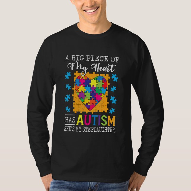 Camiseta Um Pedaço Do Meu Coração Tem Autismo Minha Filha-P (Frente)