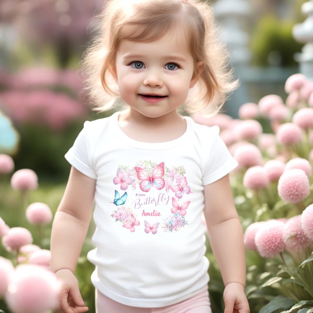 Camiseta Um Pequeno Borboleta Rosa Púrpura Floral Nome de V (A Little Butterfly Pink Purple Floral Summer Name Toddler T-shirt)