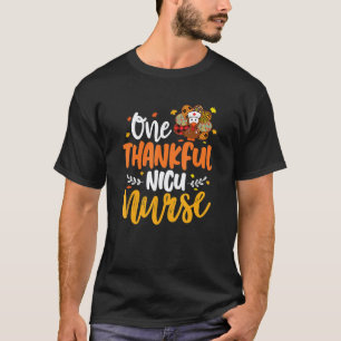 Camiseta Um Peru Gratidão Enfermeira Nicu Estampa Xadrez Le