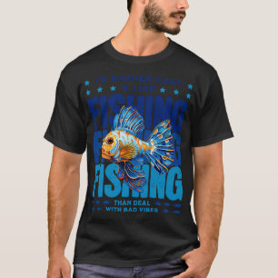 Camiseta Um pescador pode parecer tão bom como um motivo de