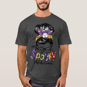 Camiseta Um Phlebotomista Spooky Bun Happy Halloween