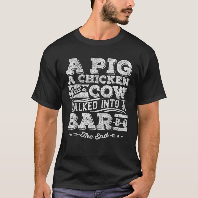 Camiseta Um Porco Um Frango E Um CHURRASCO Engraçado De Vac (Frente)