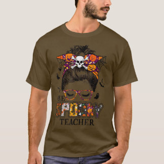 Camiseta Um Professor Spooky Messy Bun Teacher Witch Hallow