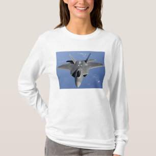 Camiseta Um raptor F-22 move-se na posição para receber f