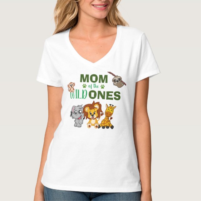 Camiseta Um Selvagem Selvagem Safari Zoo Gêmeos de Animais  (Frente)