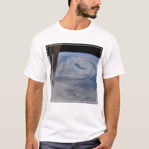 Camiseta Um Sistema De Baixa Pressão Atlântico De Médio.