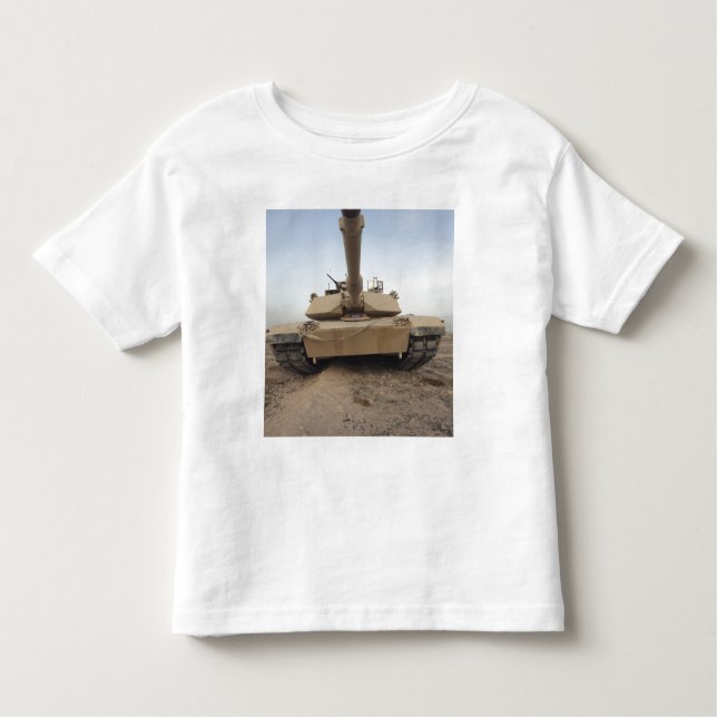 Camiseta Um Tanque de Batalha Principal M-1A1 (Frente)