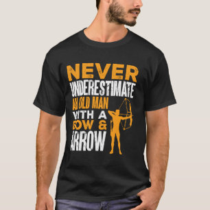 Camiseta Um Velho Com Um Arqueiro De Arcos E Arqueiros De S