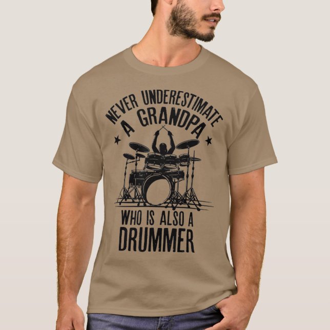 Camiseta Um Vovô Que Também É Uma Citação Engraçada De Drum (Frente)