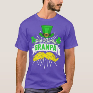 Camiseta Um Vovô Sortudo Beard Leprechaun Rua Irlandesa Pat