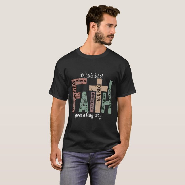 Camiseta Uma Bíblia de Fé Cóloga e Bonita Versa a Citação d (Frente Completa)