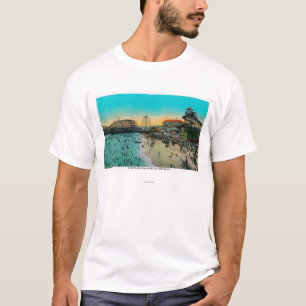 Camiseta Uma cena de banho típica em Long Beach