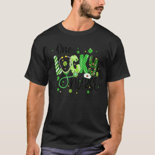 Camiseta Uma Enfermeira Sortuda A Vida Leopard Shamrocks Ru