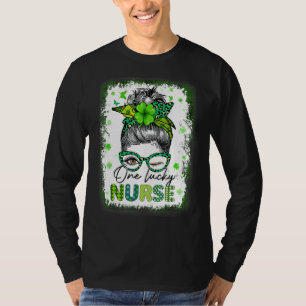 Camiseta Uma Enfermeira Sortuda, A Vida Sangrenta Sangrou,