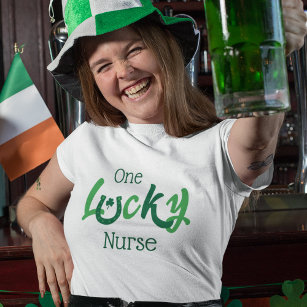Camiseta Uma enfermeira sortuda   Dia de São Patrício perso