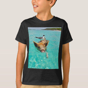 Camiseta Uma gaivota de mar e um porco